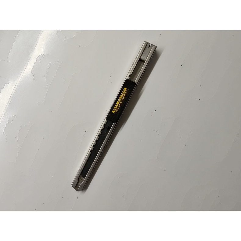 VAE-0006 - KNIV